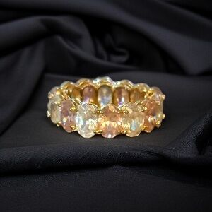Elegant Gold and Pink Women's Ring